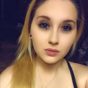 Meet your Posher, Brittany jean